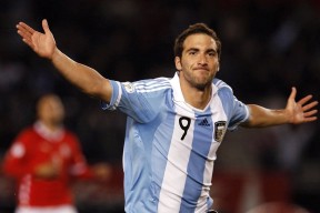 乐鱼VIP-LOL英雄操作技巧引爆全网，lol英雄技巧与细节