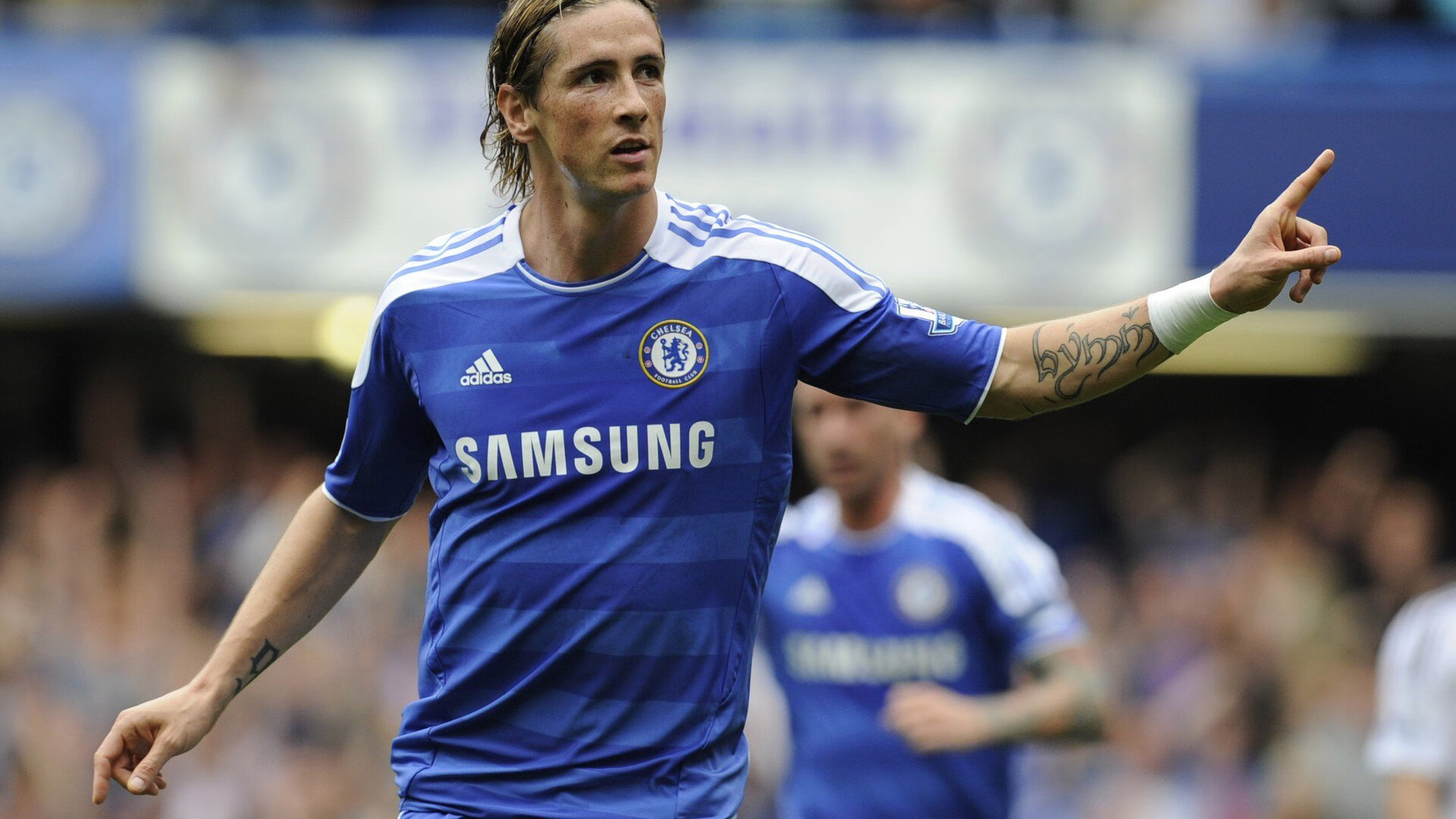 意甲激烈追逐：精彩攻防不停歇，意甲争4